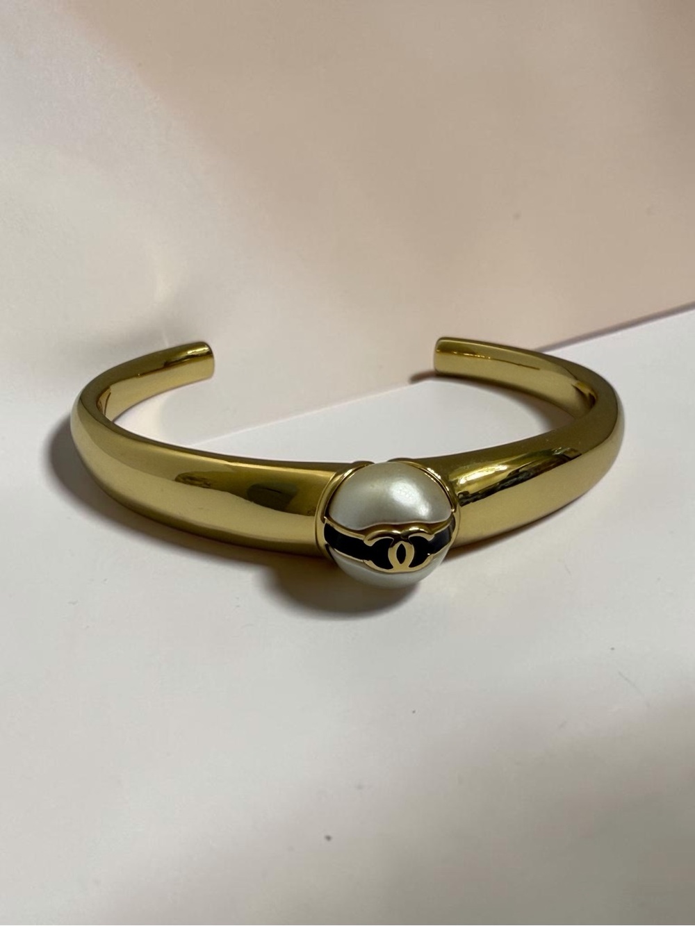 EUC- Chanel Gold-Tone Enamel Pearl Accent Cuff Bracelet- 2024 Spring/Summer